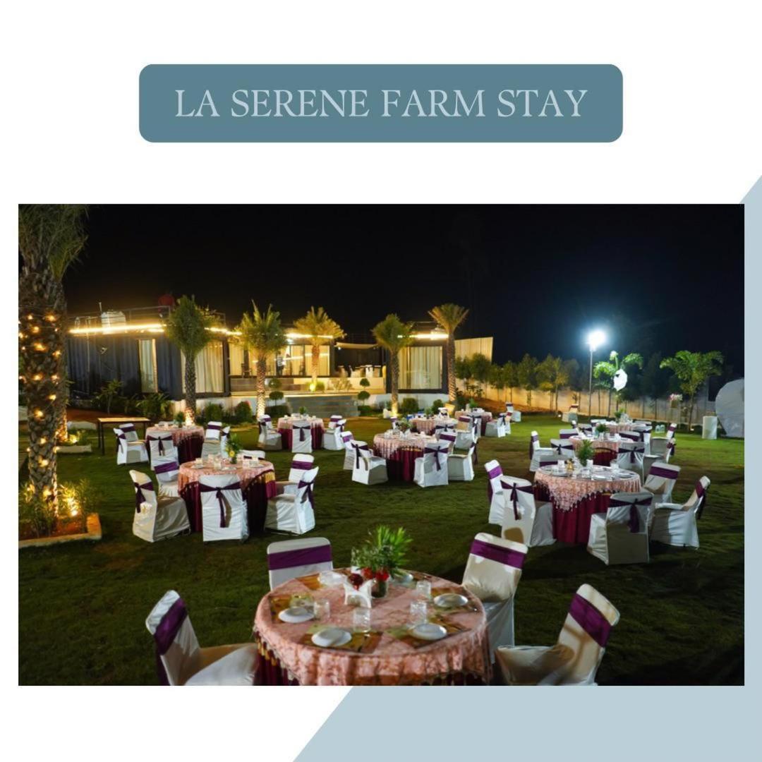 La Serene Farm Stay - Luxary 4 Bed Room Property Hyderabad Exterior foto